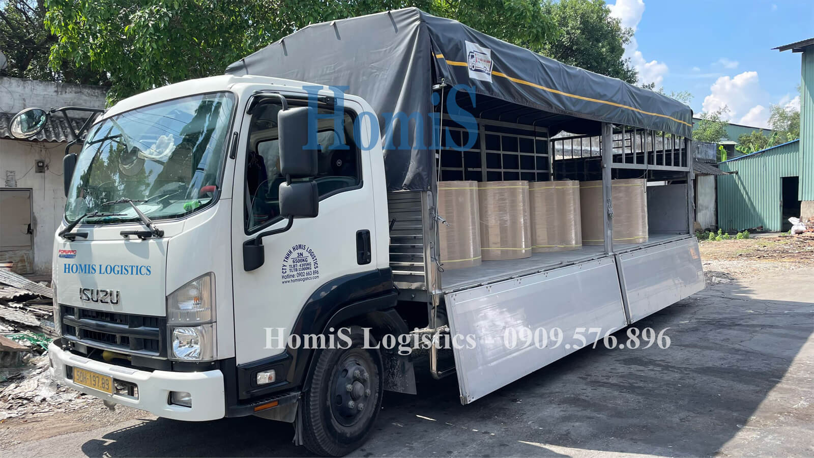 Cho thuê xe tải chở hàng cuộn giấy