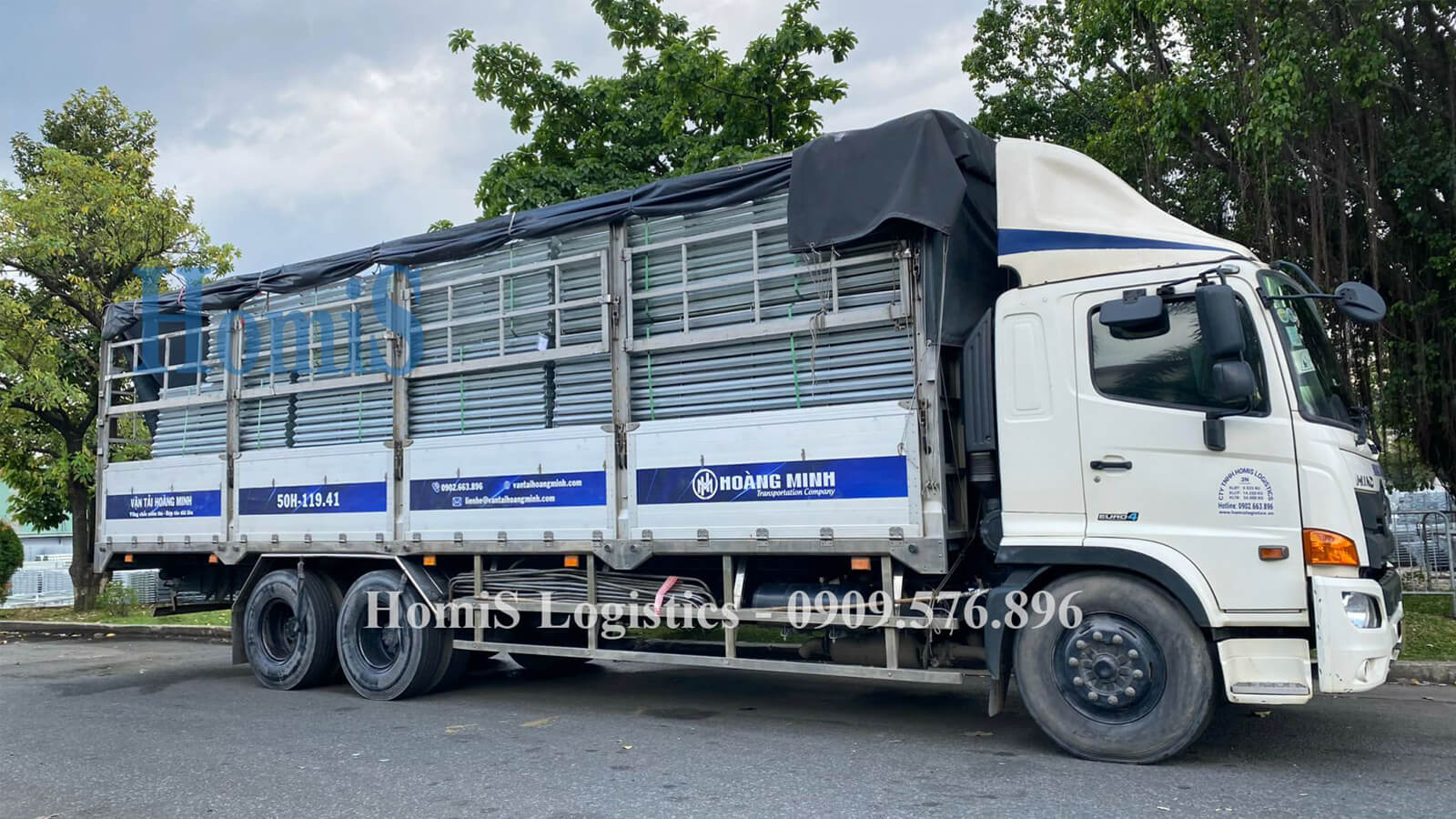 Cho thuê xe tải chở hàng sắt thép