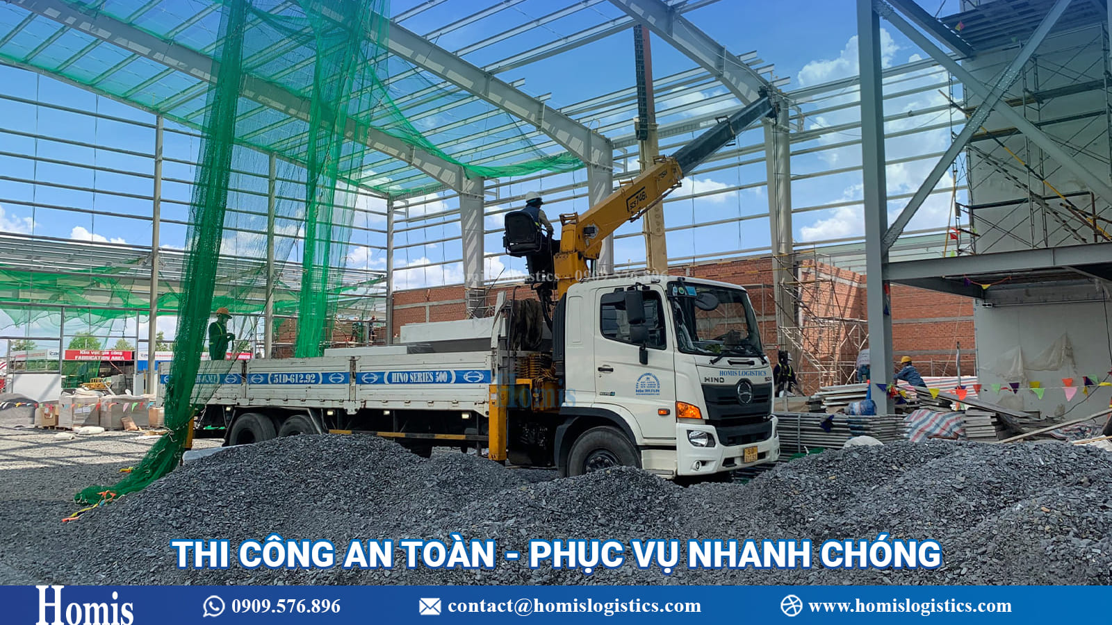 xe tải cẩu thi công tại TpHCM