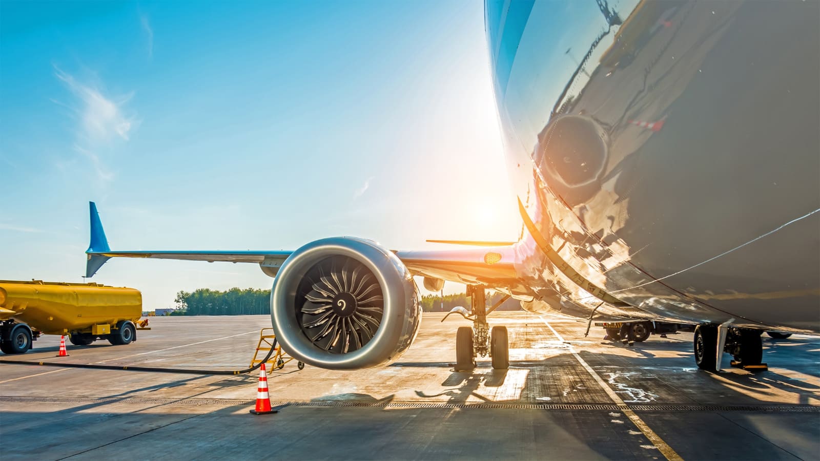 Khai báo hải quan tại sân bay Cam Ranh