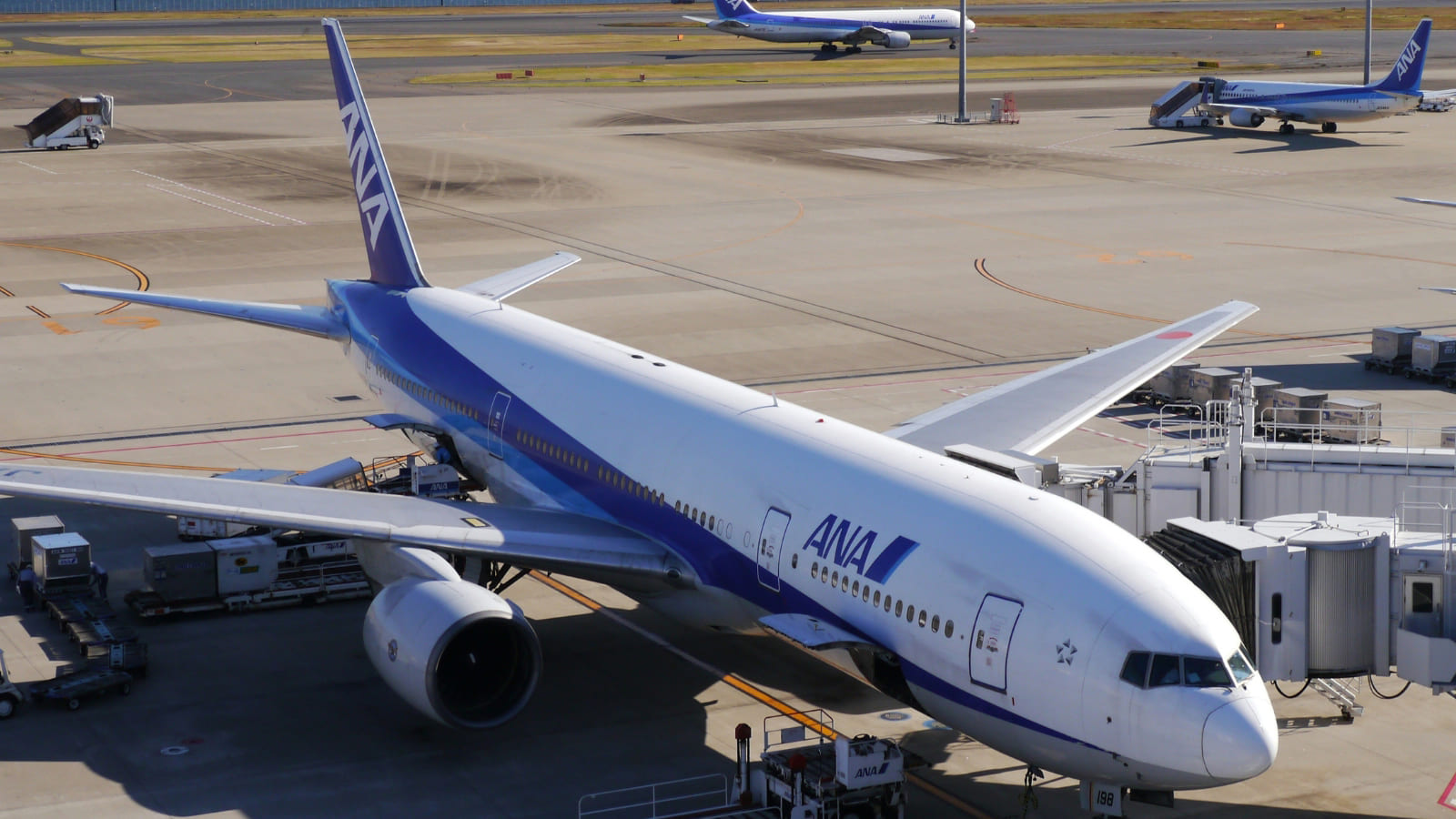 khai báo hải quan sân bay Vân Đồn